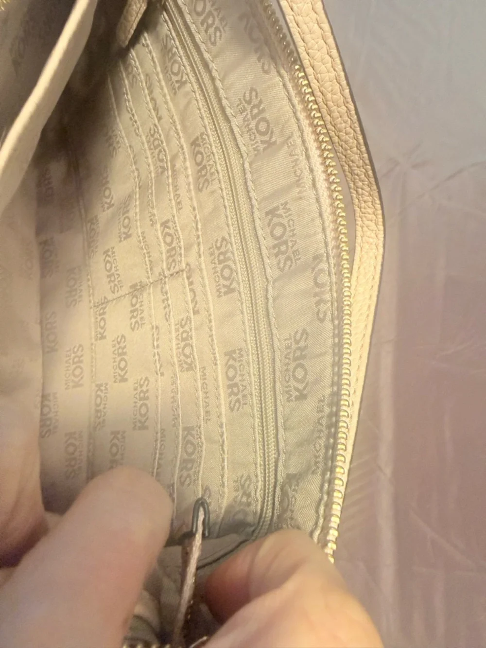 Michael Kors Dusty Pink Jet Set Travel Large Top Zip Pebbled Leather Wristlet - Picture 9 of 10